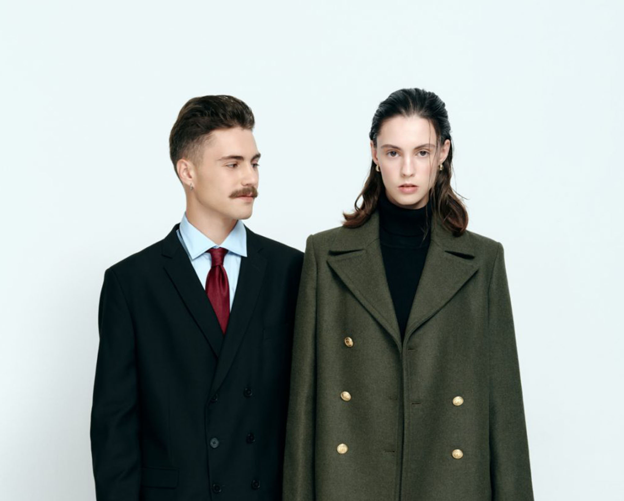Walking as a couple: collecting images in the style of the iconic power couple